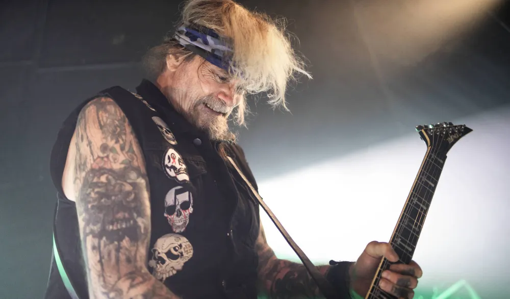 Osnivač čuvenog hevi metal benda ostao bez osiguranja usred liječenja od raka