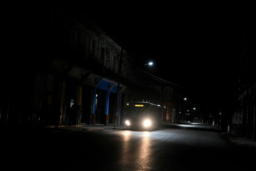 Kuba u mraku nakon kolapsa elektroenergetske mreže