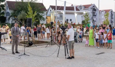 Op&scaron;tina Tivat: Kulturno-zabavnim programom otvoren rekonstruisani trg u Radovićima