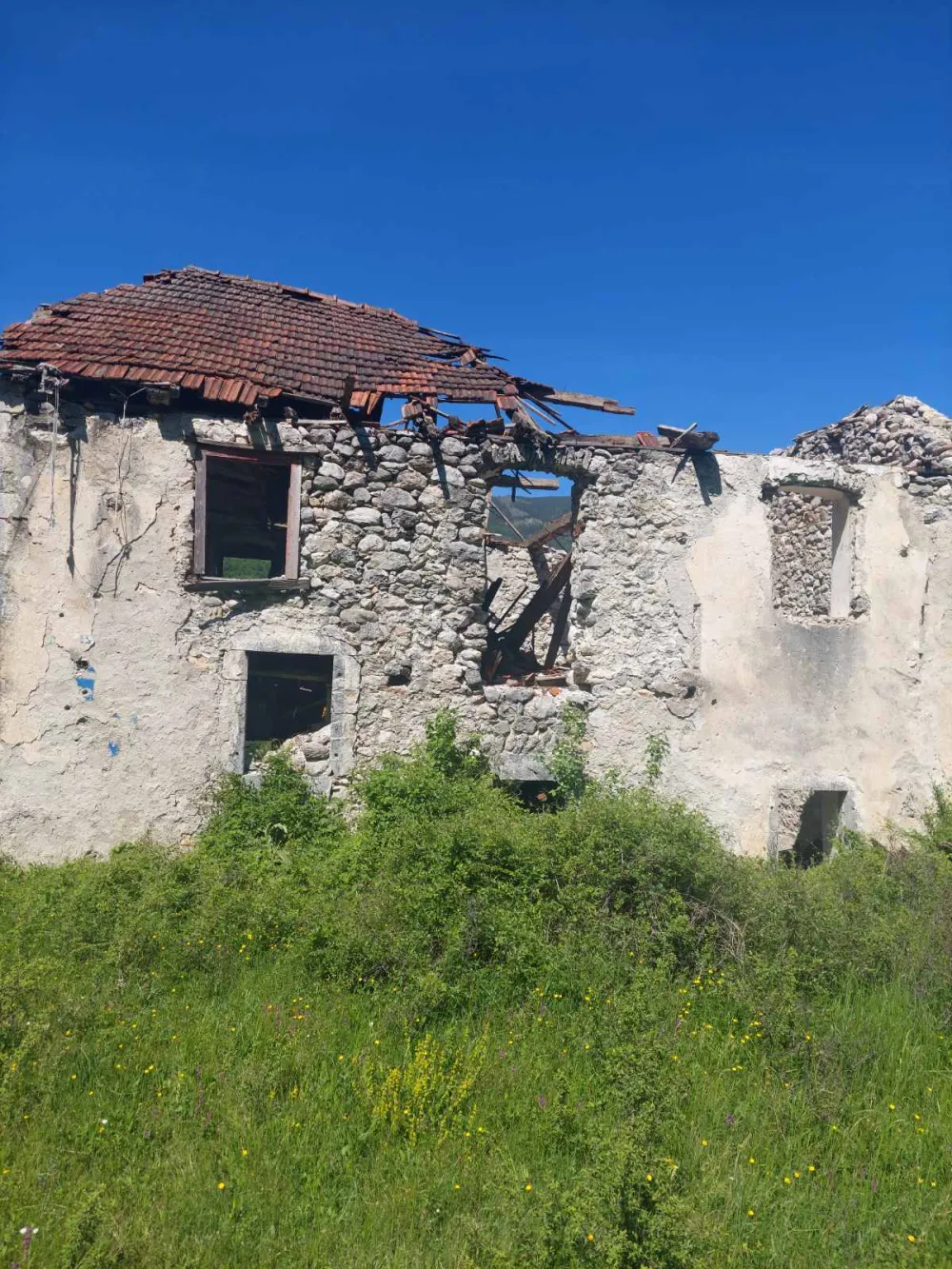 Država ćuti, a nekada&scaron;nji svetionici znanja nestaju