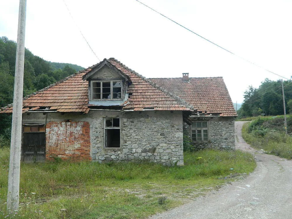 Država ćuti, a nekada&scaron;nji svetionici znanja u Andrijevici nestaju