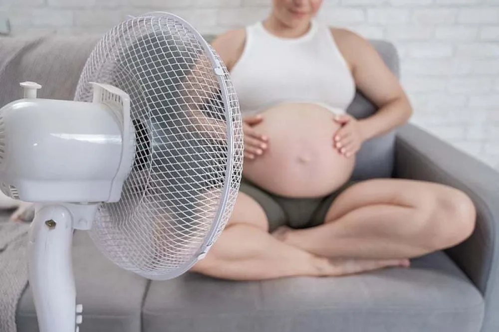 Vrućine i trudnoća: Za&scaron;to su visoke temperature rizik za majku i bebu