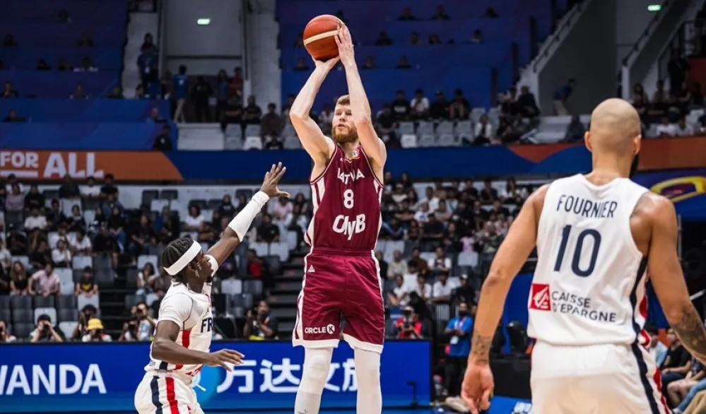 Davis Bertans