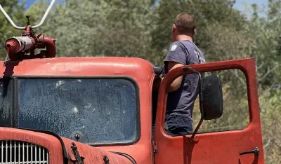 Lokalizovan požar u Crmnici, vatrogasci na terenu na Lisinju