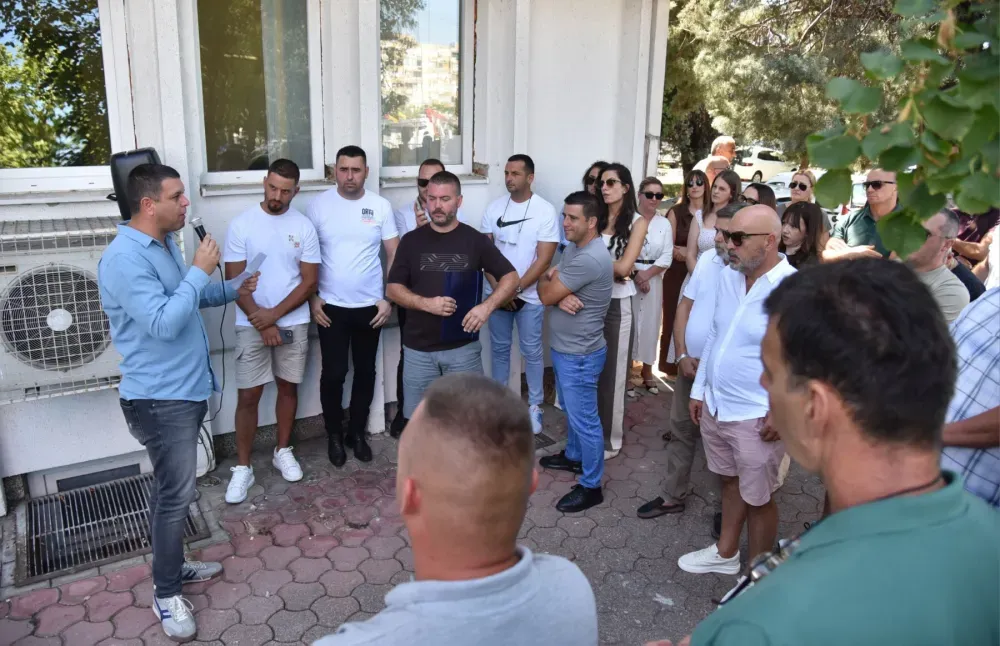 Radnici ŽPCG dali vremena ministru Zečeviću da se upozna sa zahtjevima