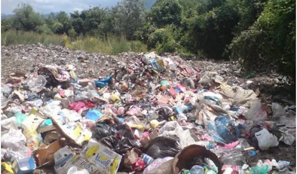 Naložene hitne mjere protiv ponovnog aktiviranja požara na privremenom skladi&scaron;tu otpada u Plavu