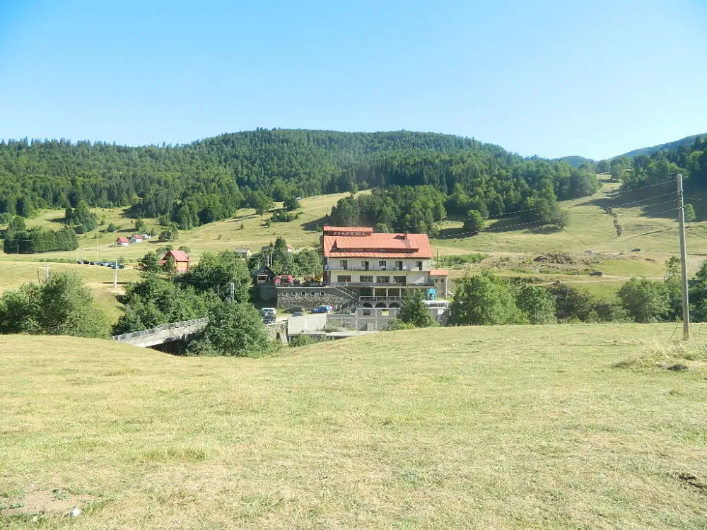 Katuni nestaju, planinu osvajaju vikendice&nbsp;