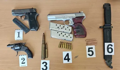 Pojačane aktivnosti policije na sjeveru: Pronađeno oružje, municija i narkotici