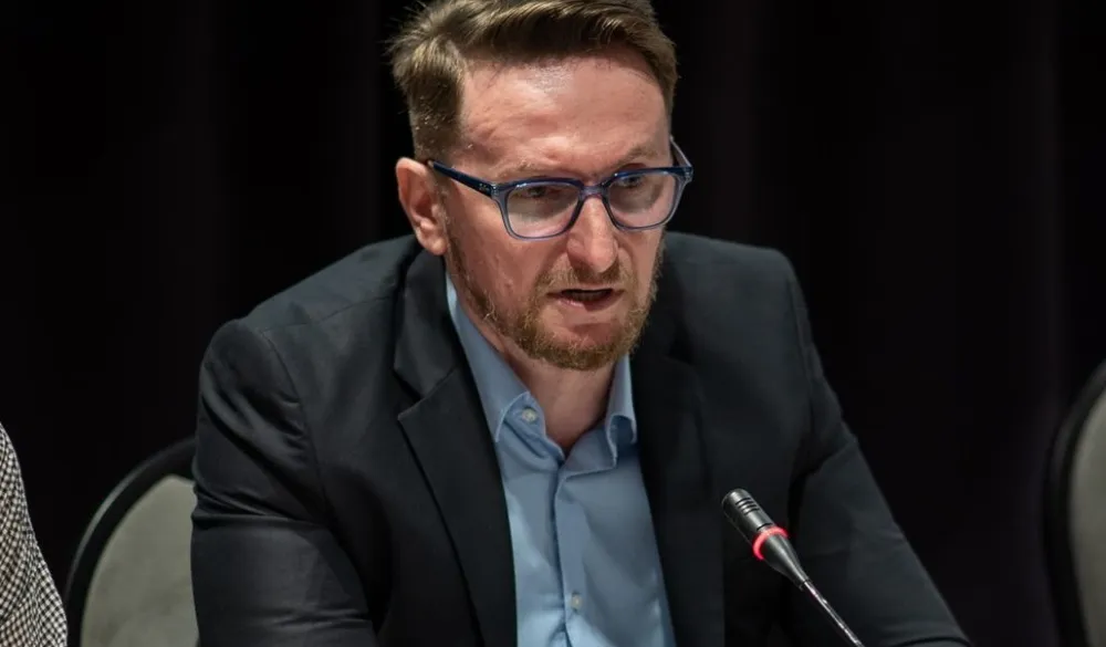 Filipović za "Dan": Vize mogu oboriti turizam, a država jo&scaron; nema plan B