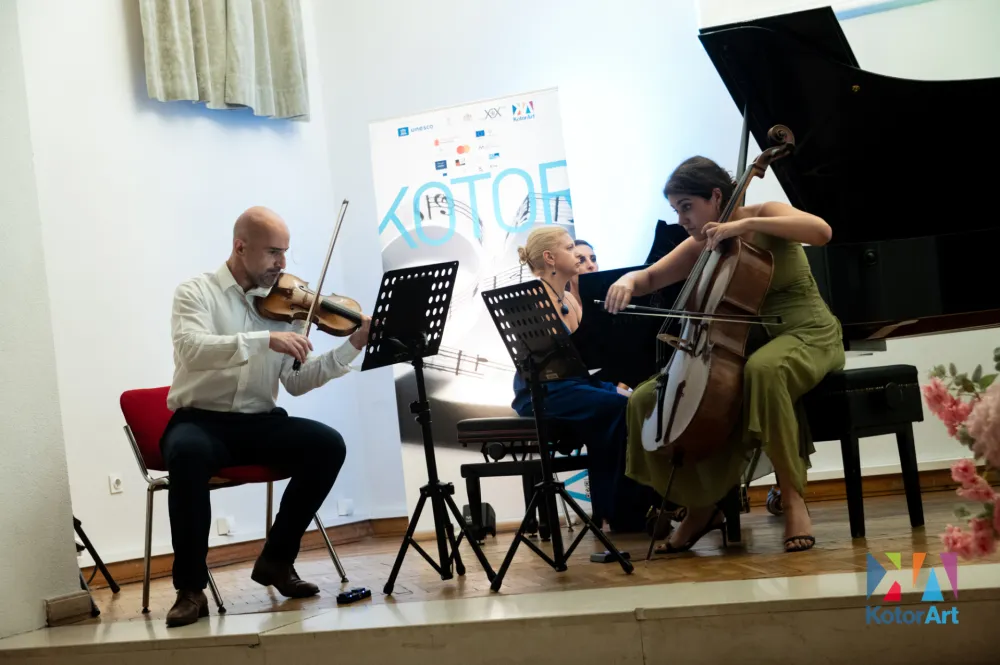 Muzičari svirali u crkvi Sv. Duha