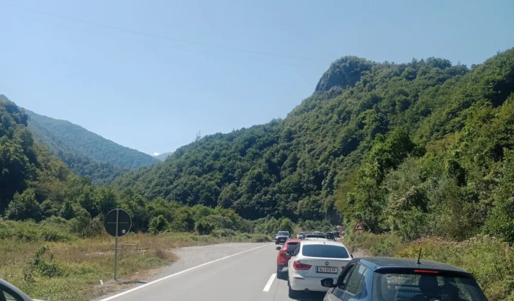 Za 24 sata 26 saobraćajnih nezgoda, poginula jedna osoba