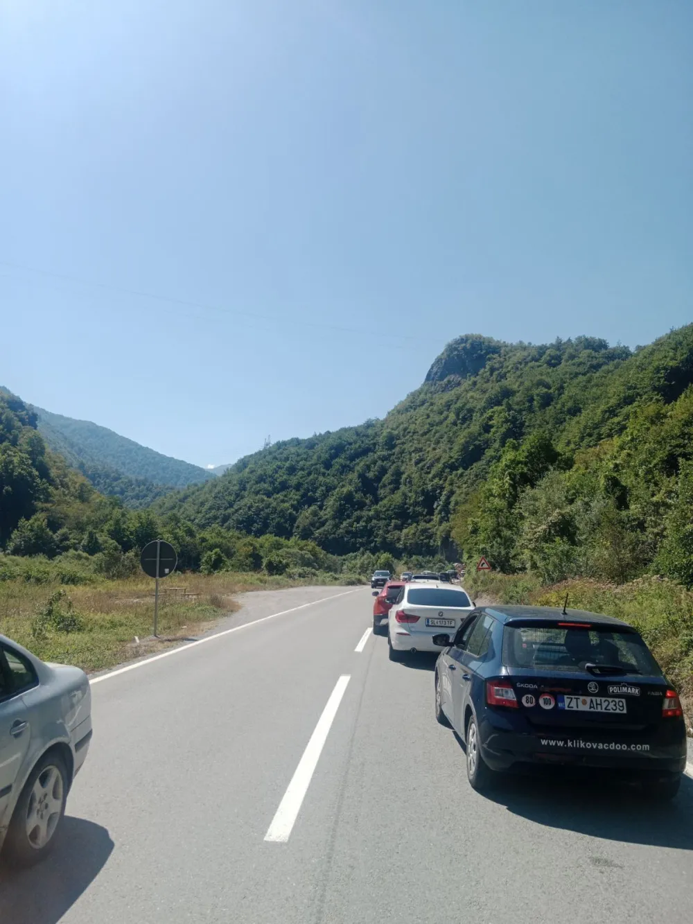 Za 24 sata 26 saobraćajnih nezgoda, poginula jedna osoba