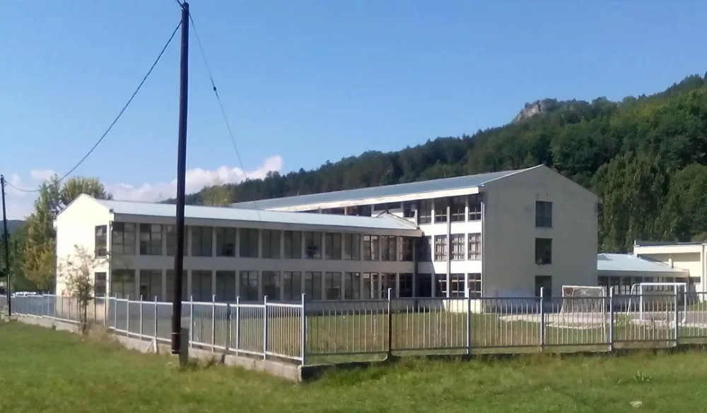 O&Scaron; Mahmut ADrović Petnjica