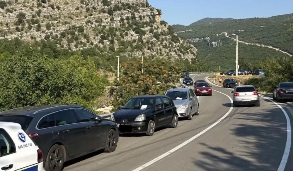 Od početka turistički sezone u Tuzima kažjeno&nbsp;400 nesavjesnih vozača