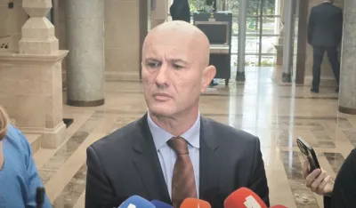 Laković: Vučić omogućio Spajiću da postane premijer tako &scaron;to ga je izbacio iz trke za predsjednika