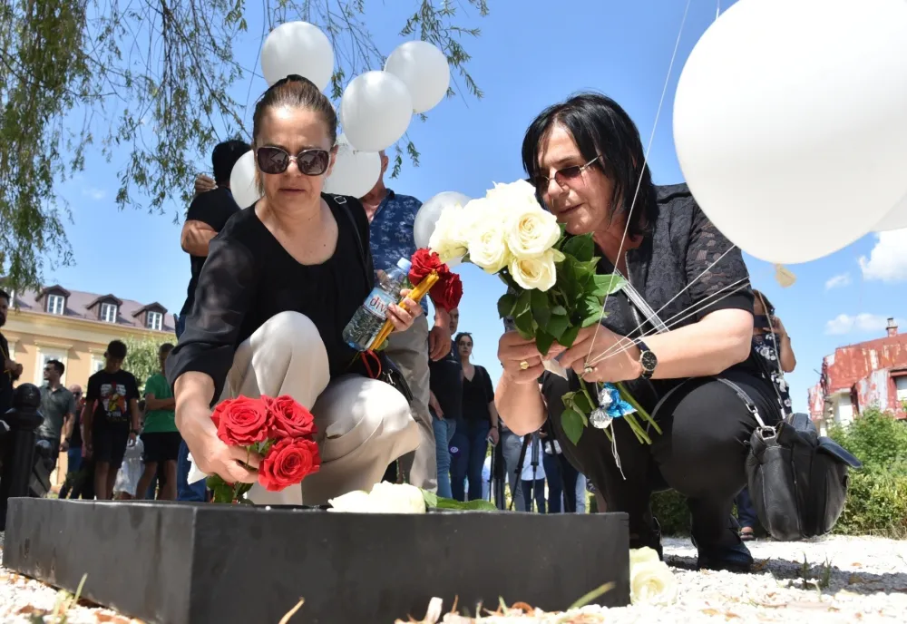 Država prinudila porodice da same istražuju sopstvenu tragediju na Medovini