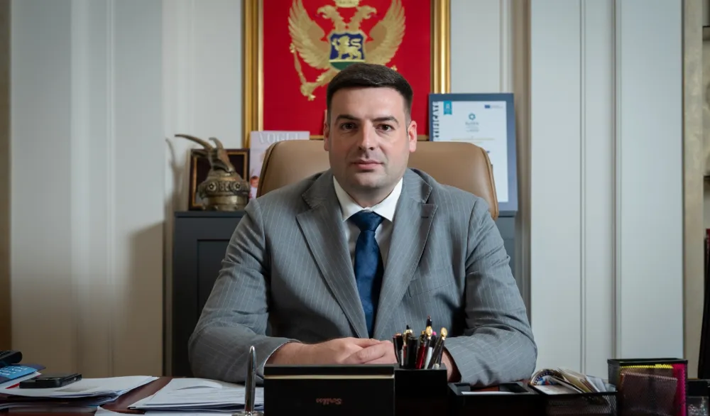 ASK: Kljajić ne može istovremeno obavljati dvije funkcije