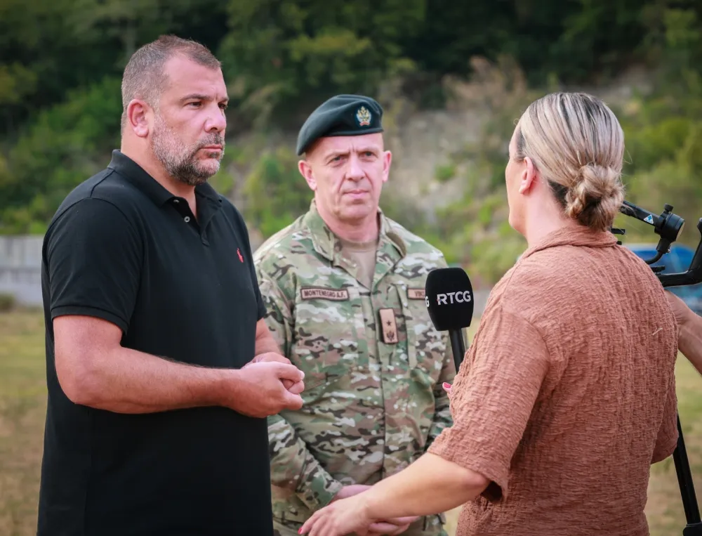 pripadnici VCG angažovani na ga&scaron;enju požara 