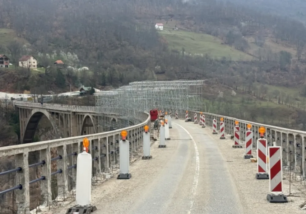 Uprava za saobraćaj upozorava: Most Đurđevića Tara je aktivno gradili&scaron;te, strogo zabranjen neovla&scaron;ćeni prolaz