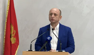 Berane: Policija procesuirala osobu koja je putem Fejsbuka drsko vrijeđala poslanika Kneževića