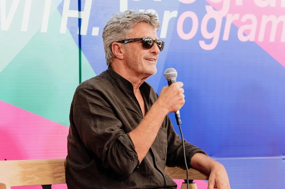 &bdquo;Ovo je grad koji miri&scaron;e na istoriju&ldquo;: Pavlikovski na Sarajevo film festivalu otkrio &scaron;ta ga veže za ovaj grad
