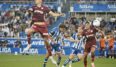 Tri boda za Alaves