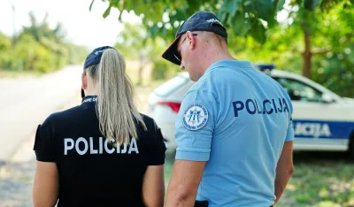 Austrijancu 36 dana zatvora: Preticao preko pune, pa dan kasnije ponovio prekr&scaron;aj