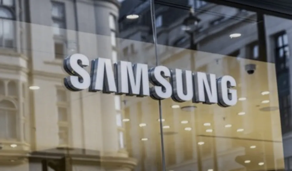 Samsung donio odluku: Neće kopirati Apple, evo &scaron;ta izbacuje iz Galaxy S27