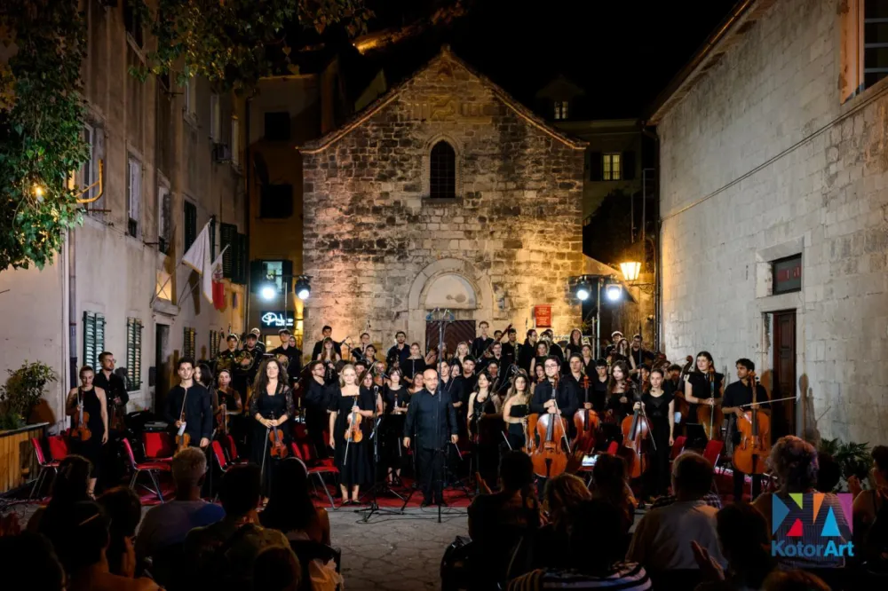 Regionalni projekat - orekstar mladih muzičara sa Balkana