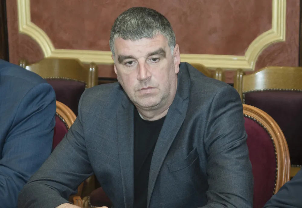 Zečević: PES će podržati uvođenje provjere integriteta mandatara i članova Vlade