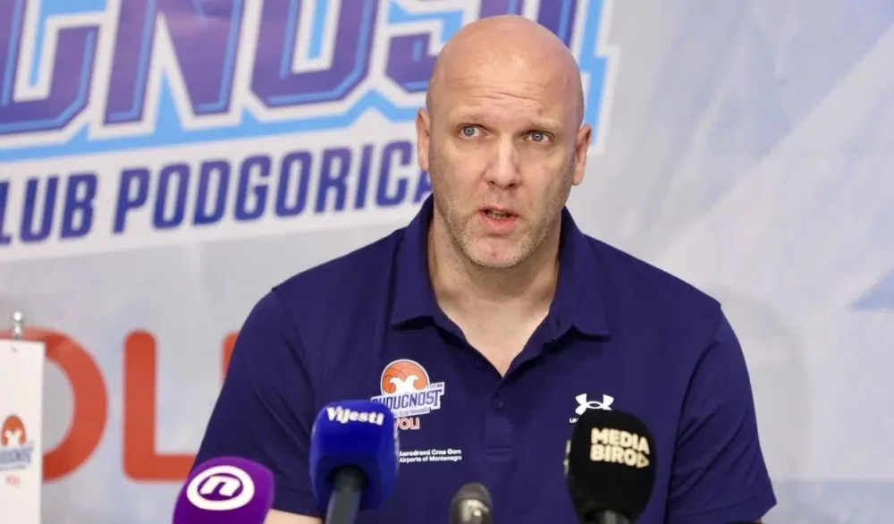 Andrej Žakelj