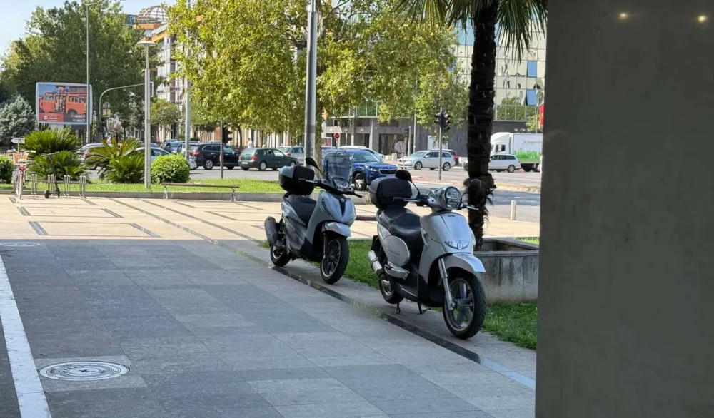Bajkeri traže parking za motore