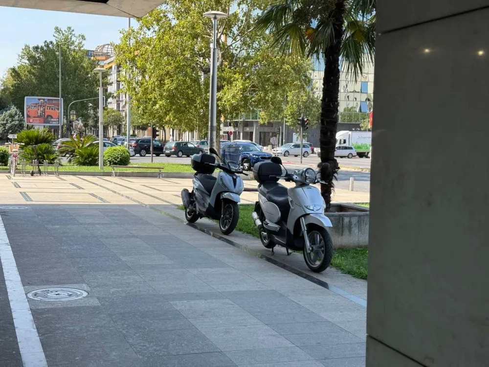 Bajkeri traže parking za motore