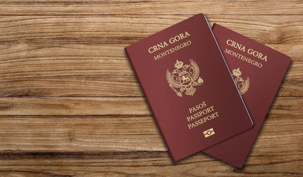 Državi 427,2 miliona od &bdquo;zlatnih paso&scaron;a&rdquo;