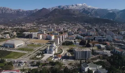 Op&scaron;tina Bar obezbijedila vi&scaron;e od 60 hiljada eura za podr&scaron;ku obrazovanju djece iz romske i egipćanske zajednice