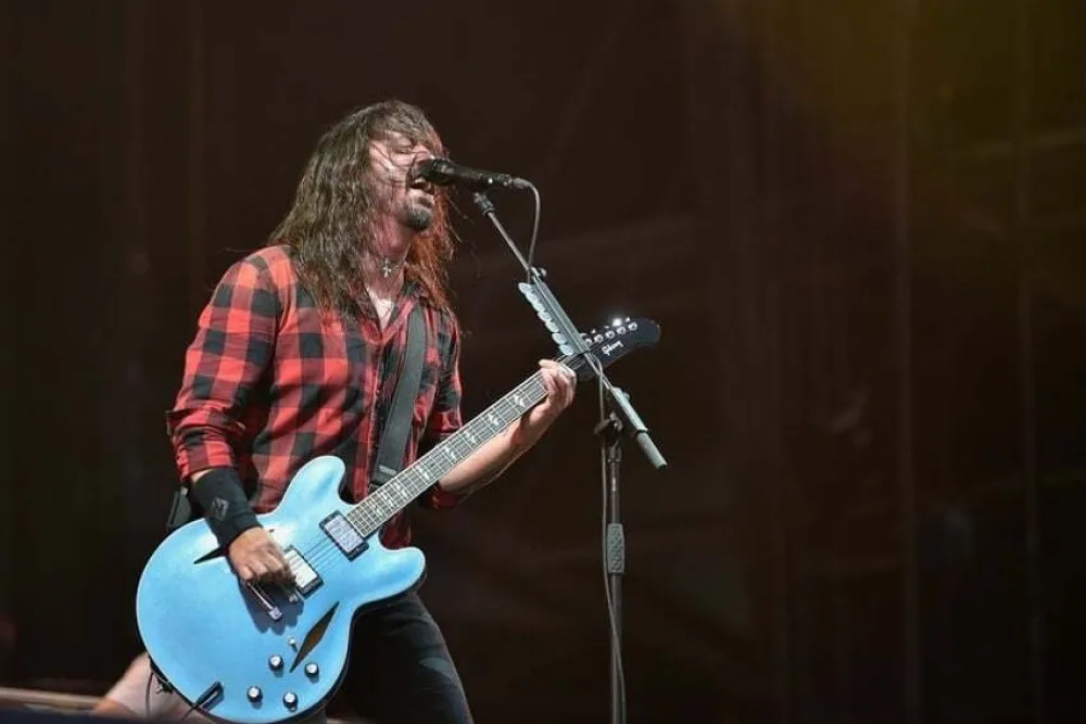 Foo Fighters pristali da budu predgrupa AC/DC