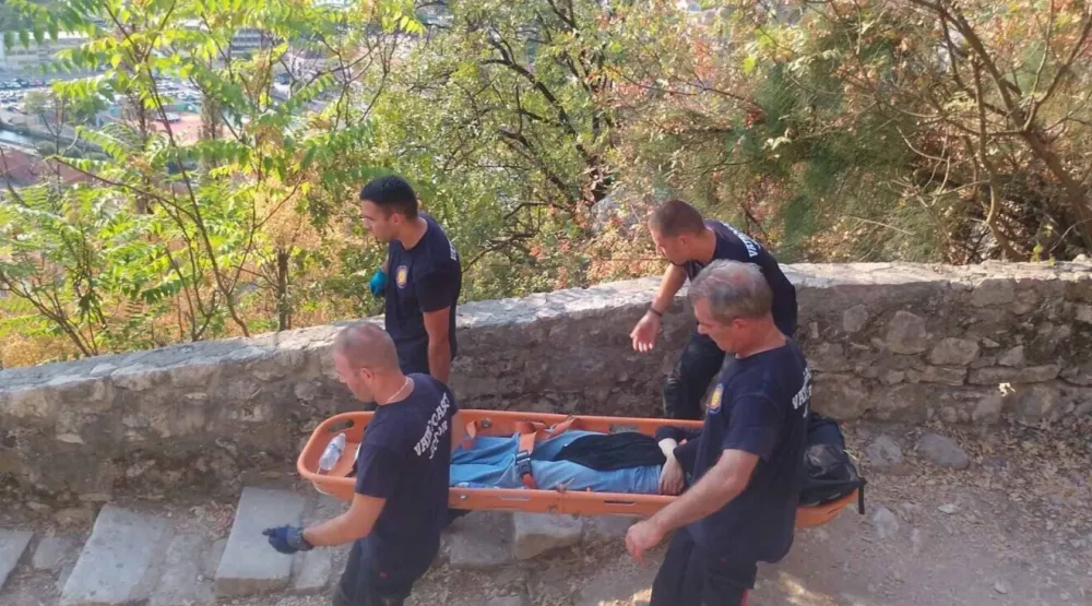 Državljanki Pakistana pozlilo na putu prema tvrđavi San Đovani, intervenisali vatrogasci