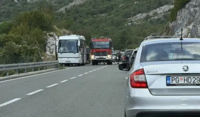 Zapalio se autobus