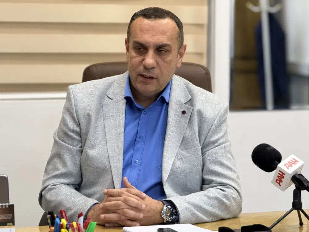 (VIDEO) Parking servis preuzima osam "pauk" vozila i 19 zaposlenih