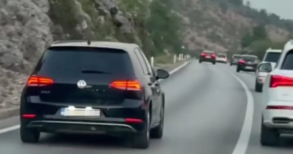 (VIDEO) Kažnjen Nik&scaron;ićanin koji je preticao preko pune linije u mjestu Dreno&scaron;tica