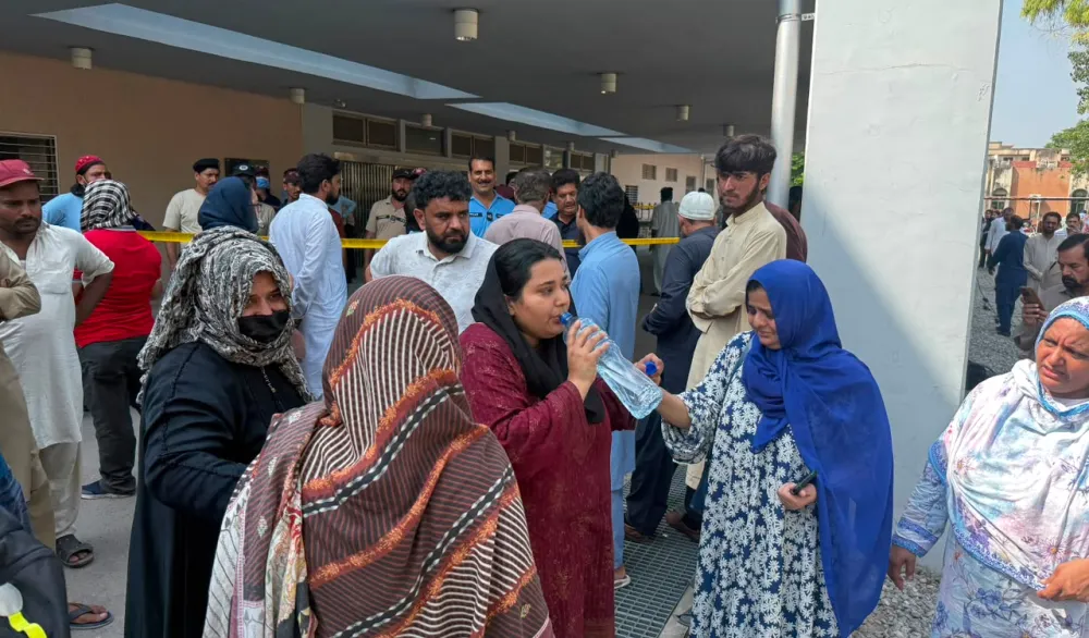 Požar u pakistanskoj bolnici, stradalo najmanje 15 beba