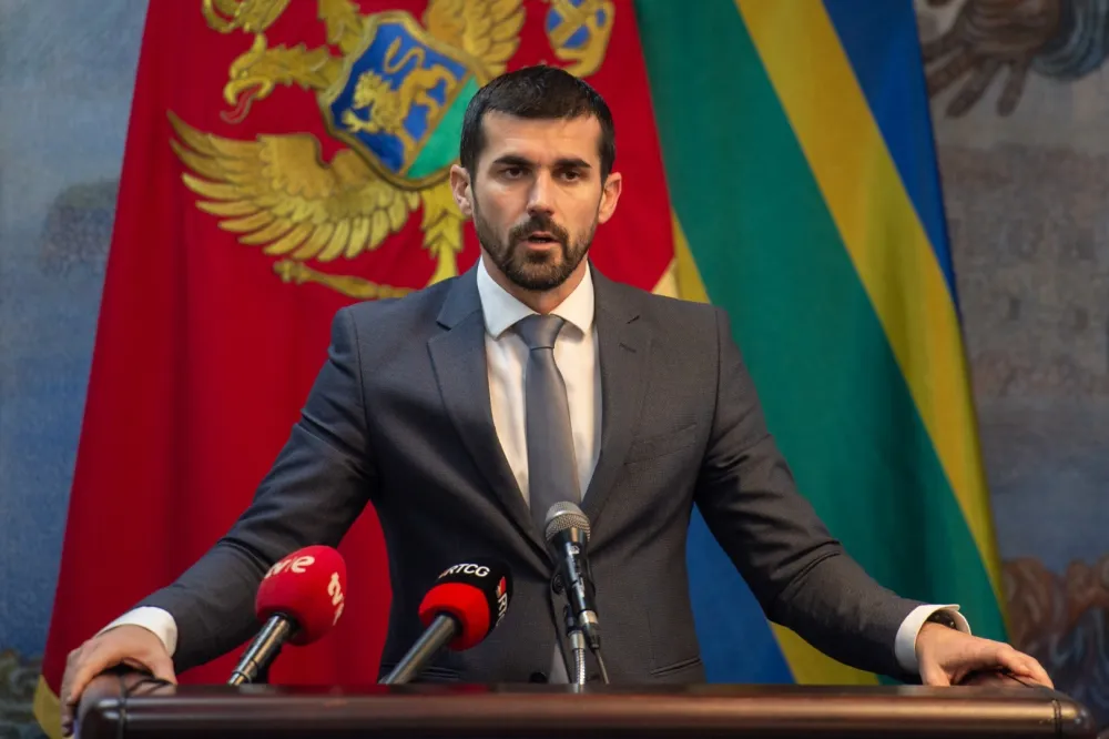 Nenezić: U danima žalosti nije vrijeme za čestitke, policajci rizikovali živote zbog nečijeg propusta