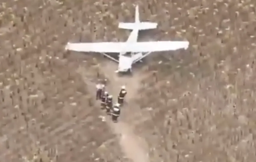 (VIDEO) Pijani mladić u Mađarskoj ukrao avion i poletio prema nuklearki Pak&scaron;