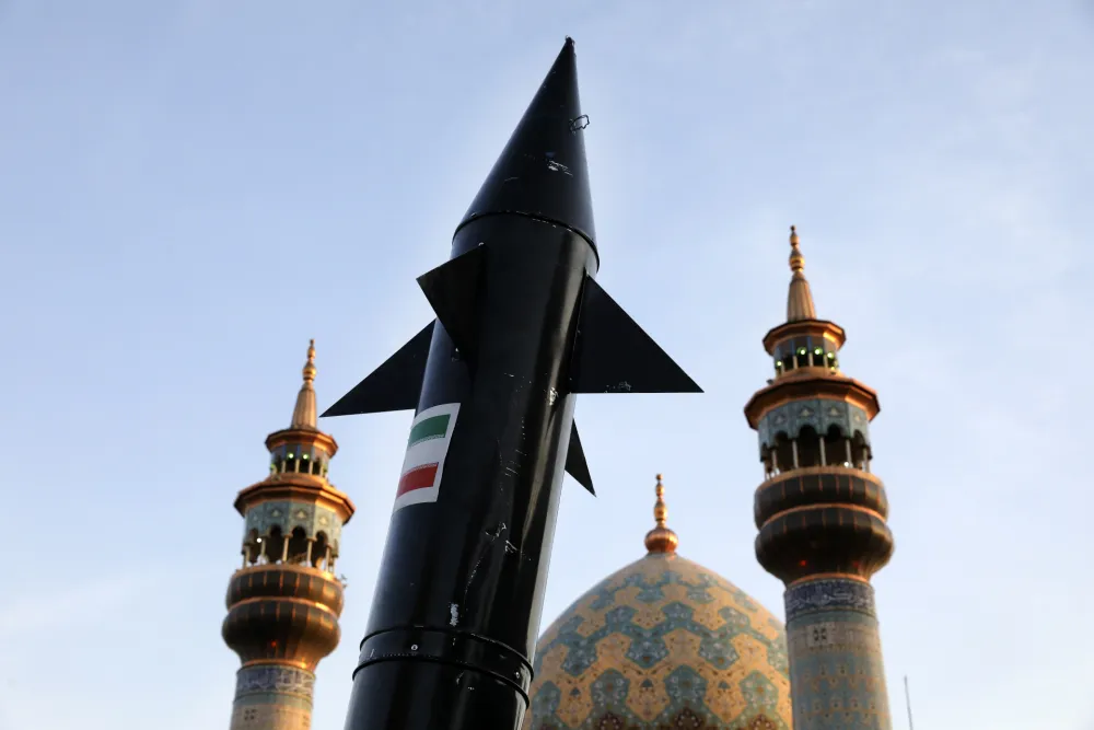 Iran ispalio dronove