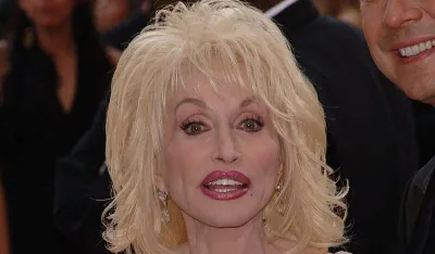 Zvijezda Doli Parton na Stazi slavnih o&scaron;tećena nekoliko dana nakon njene smrti