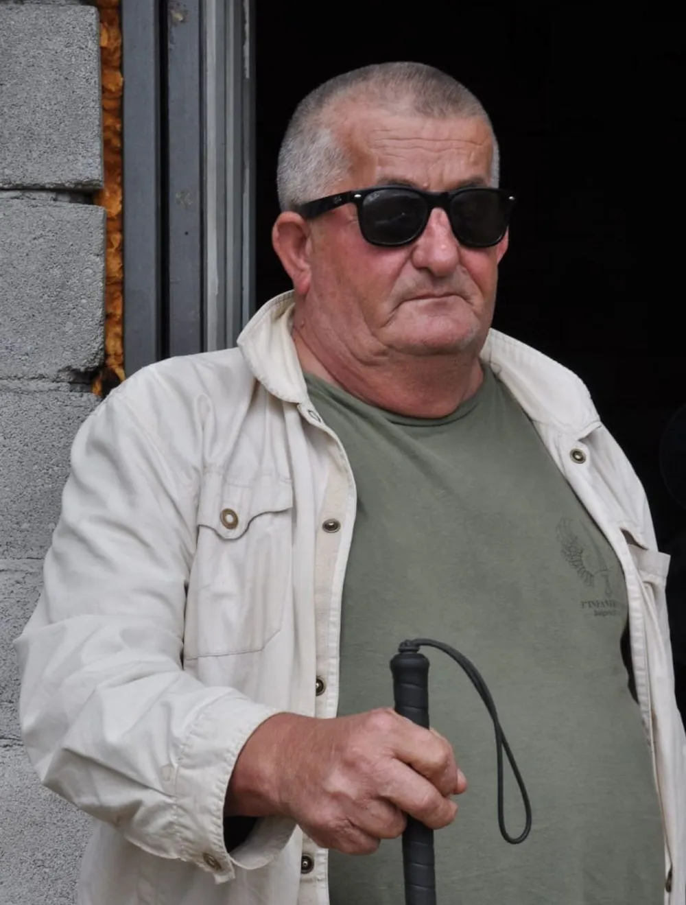 Sa opožarene Ježeve gore odjekuju detonacije