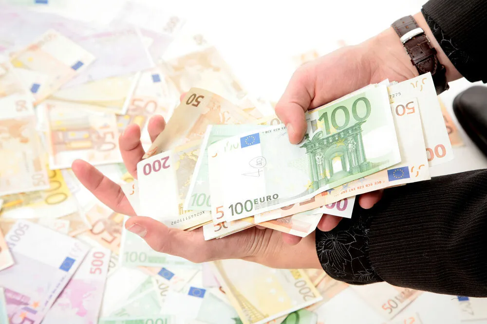 Izmjene Zakona o strancima: Boravak do tri godine za investicije od 250.000 eura