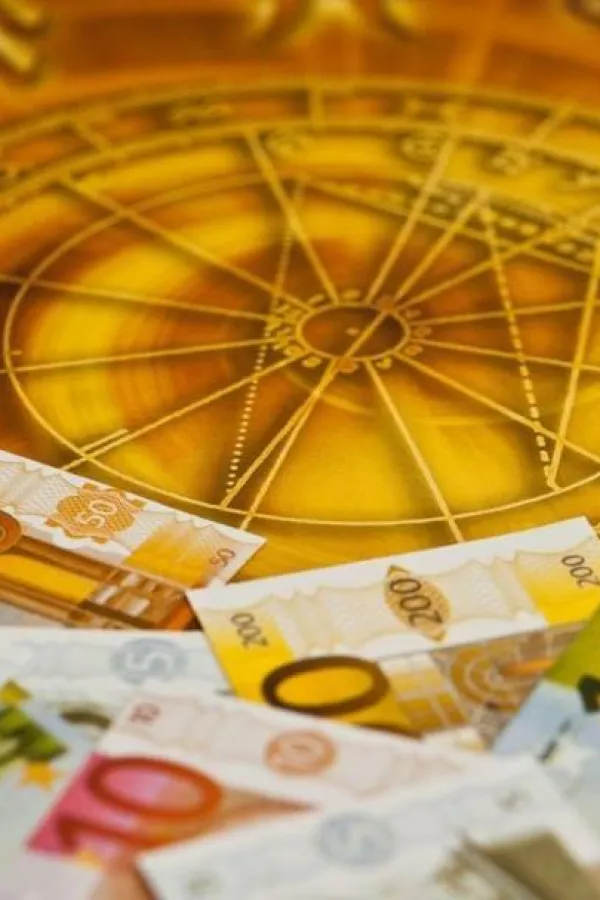 Četiri horoskopska znaka koja uvijek imaju novca