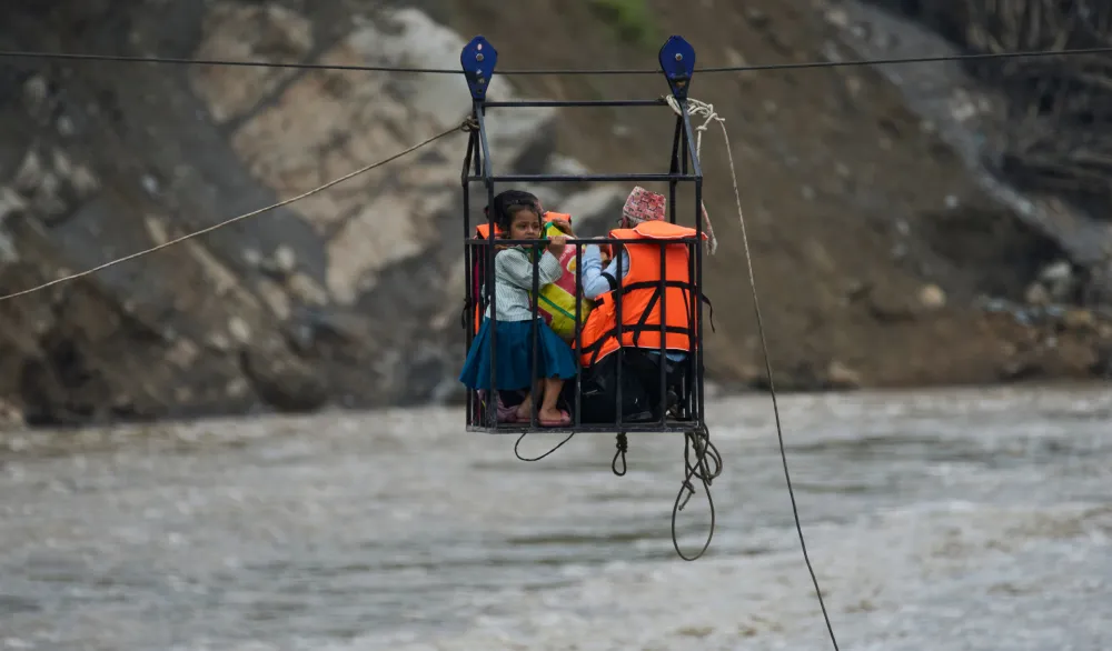 Raste broj žrtava: U poplavama u Nepalu stradalo 1.344 ljudi, 5.000 se vodi kao nestalo