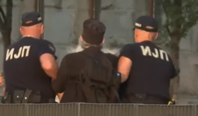 Beograd: Verbalni okr&scaron;aj između učesnika Prajda i građana, policija udaljila sve&scaron;teno lice